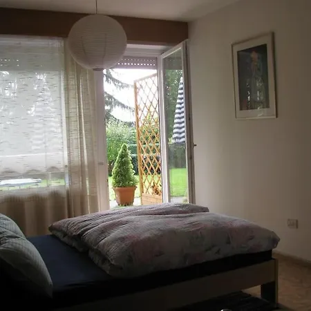 Kleine Wohnung, Grosser Garten! Apartament